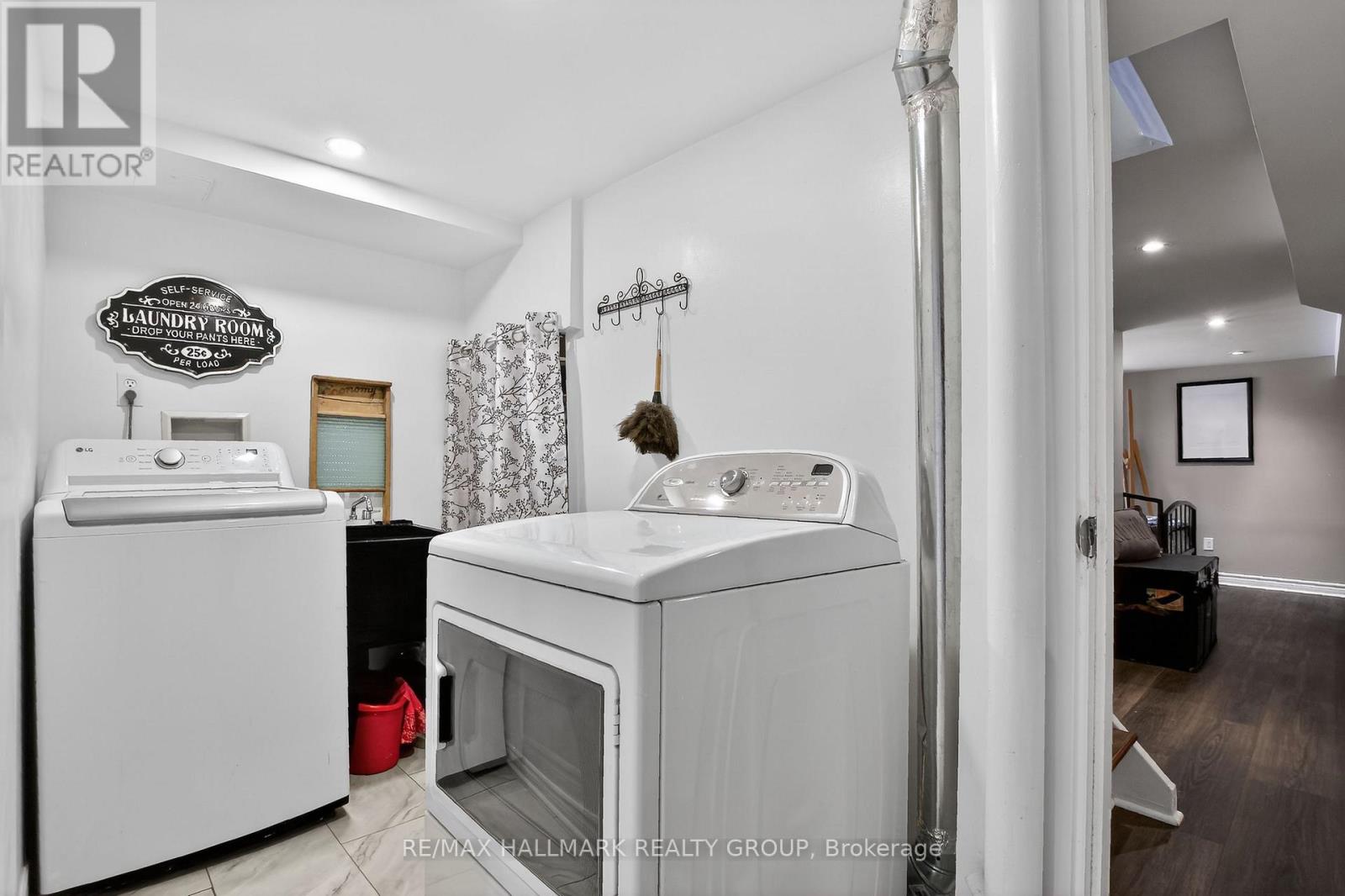 2401 Magnus Avenue, Ottawa, Ontario  K1G 1J7 - Photo 34 - X12884274