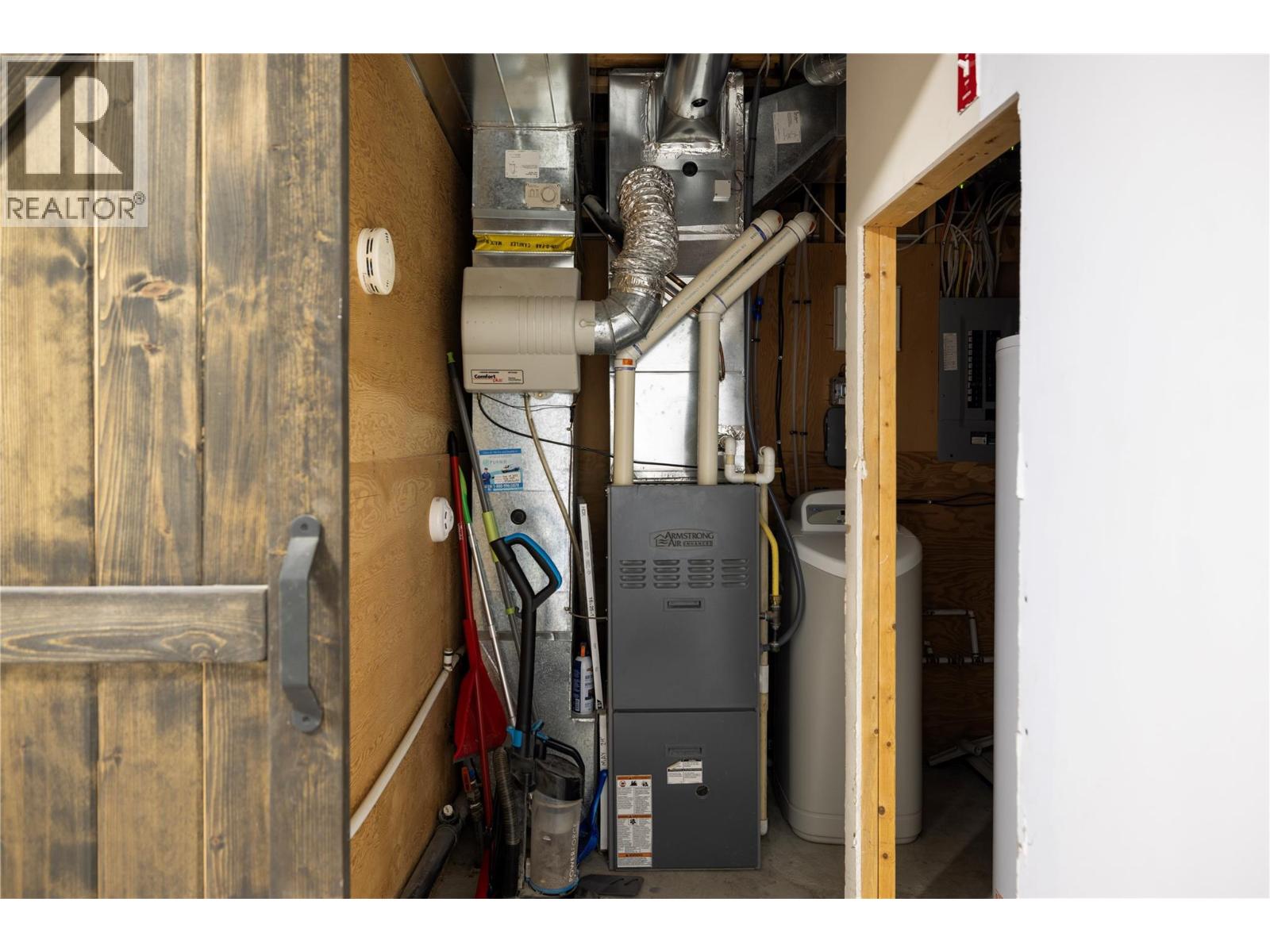 2049 Skyview Crescent, Lumby, British Columbia  V0E 2G0 - Photo 33 - 10379308