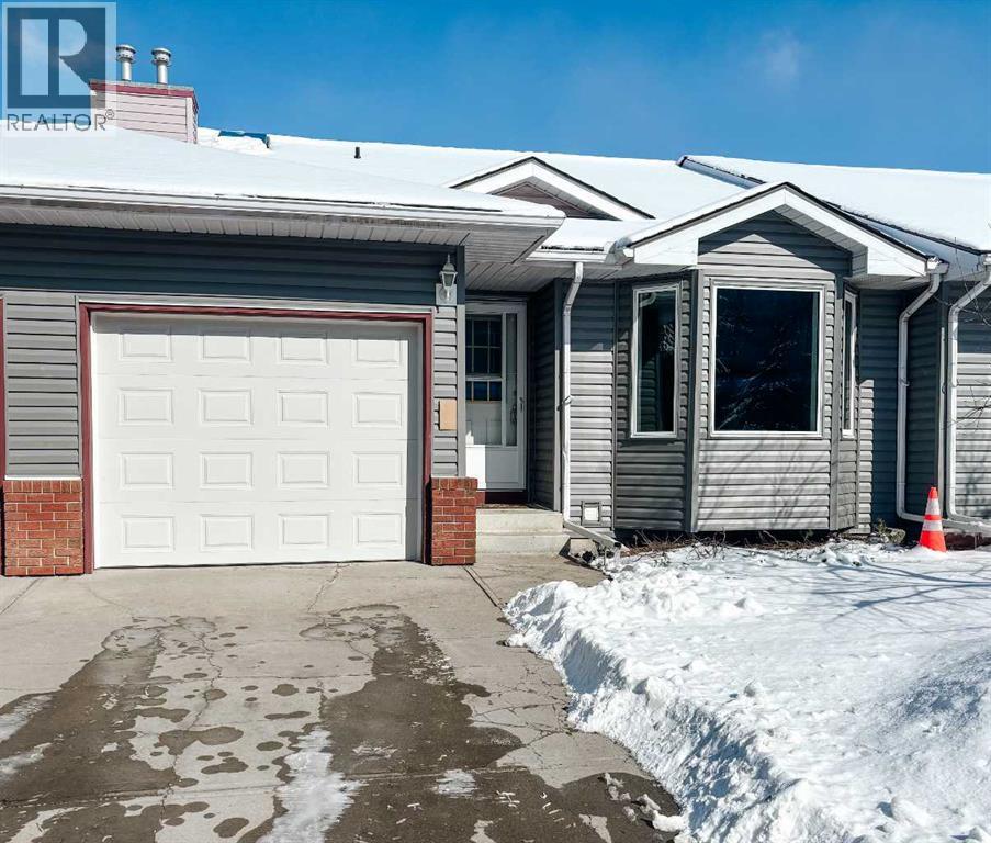 42 Harvest Oak Circle Ne, Calgary, Alberta T3K 4S6 - Photo 1 - A2284275