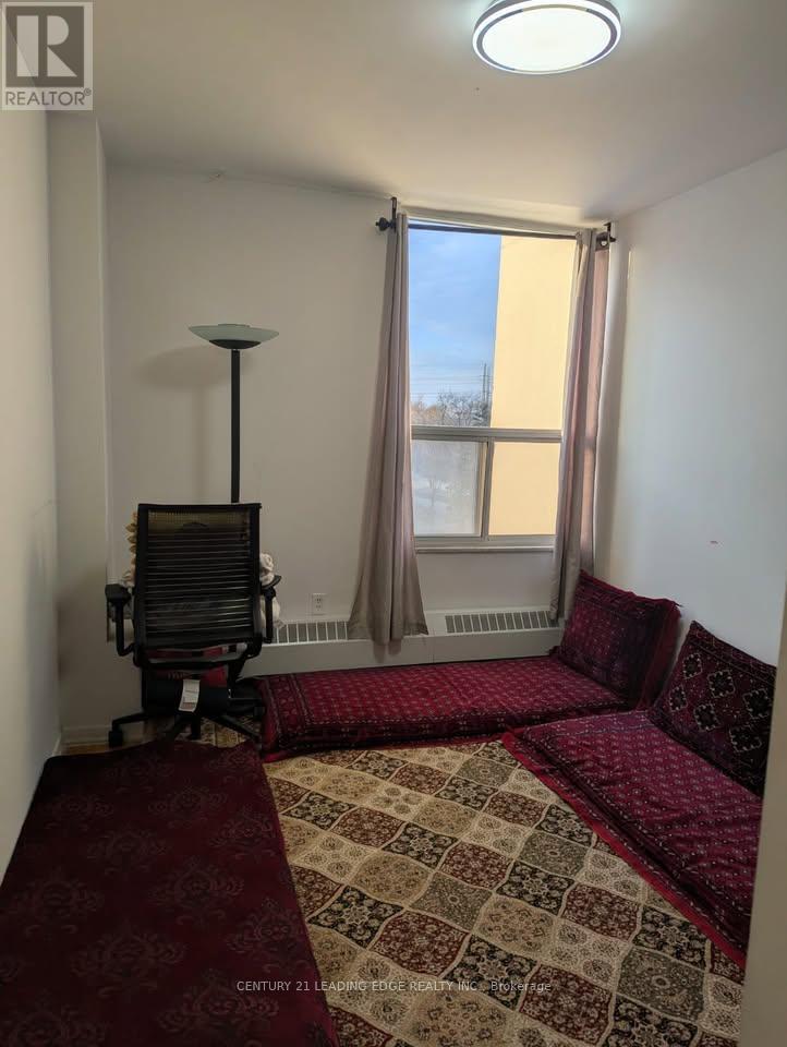 609 - 60 Pavane Link Way, Toronto, Ontario  M3C 1A1 - Photo 4 - C12785294