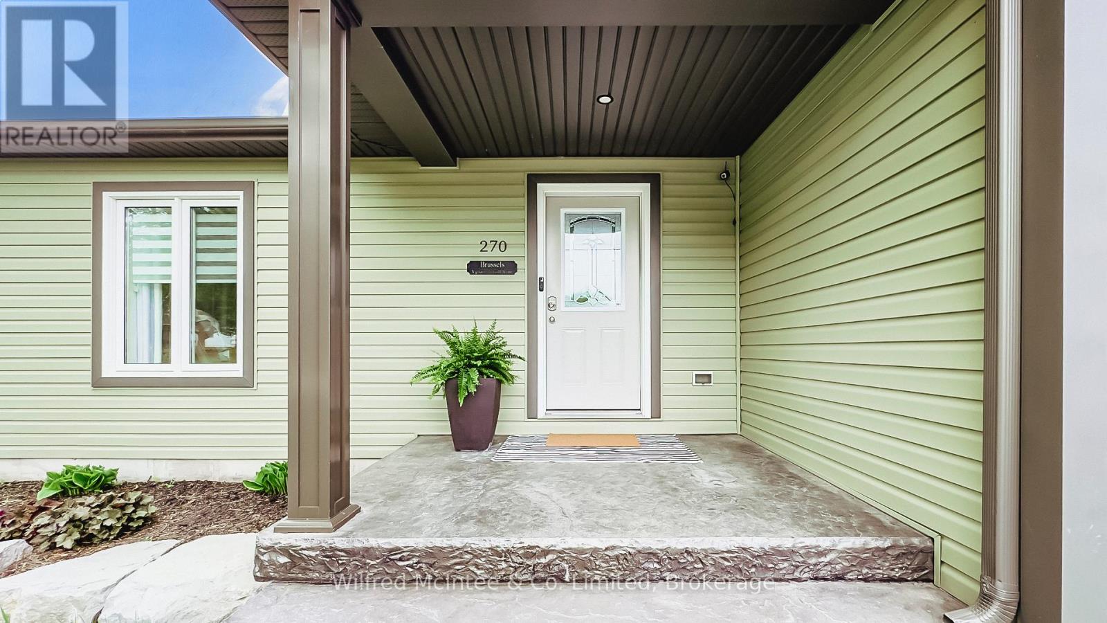 270 Albert Street, Huron East, Ontario  N0G 1H0 - Photo 2 - X12884240