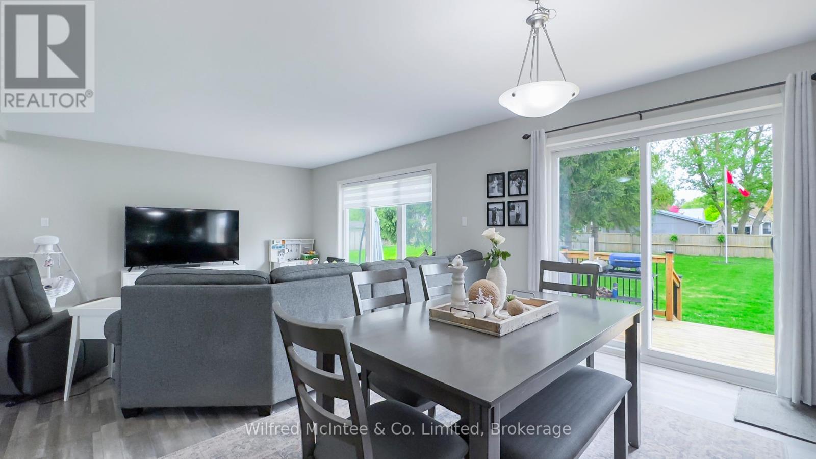 270 Albert Street, Huron East, Ontario  N0G 1H0 - Photo 9 - X12884240