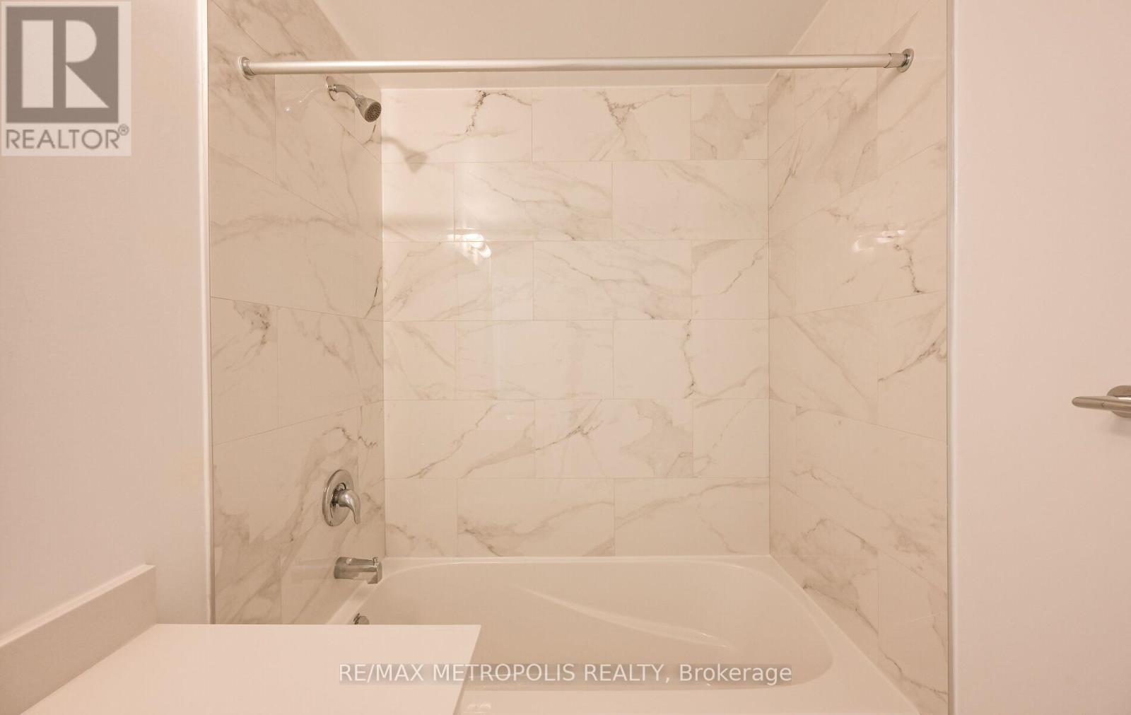 113 - 51 Jefferson Side Road, Richmond Hill, Ontario  L4E 1M1 - Photo 29 - N12884246