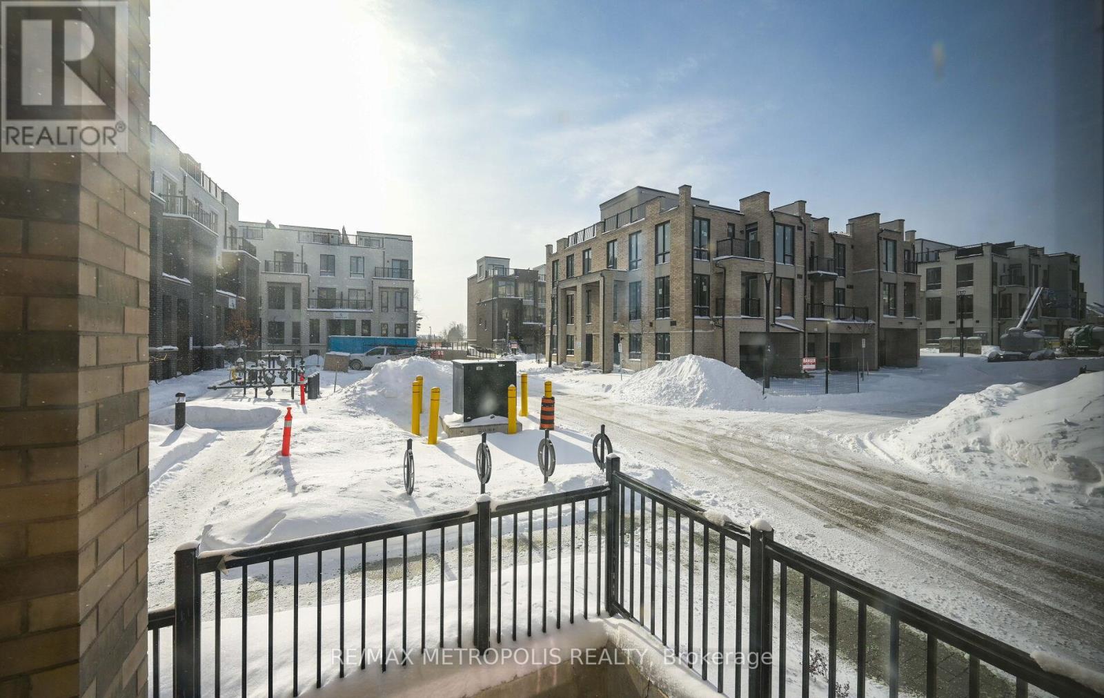 113 - 51 Jefferson Side Road, Richmond Hill, Ontario  L4E 1M1 - Photo 33 - N12884246