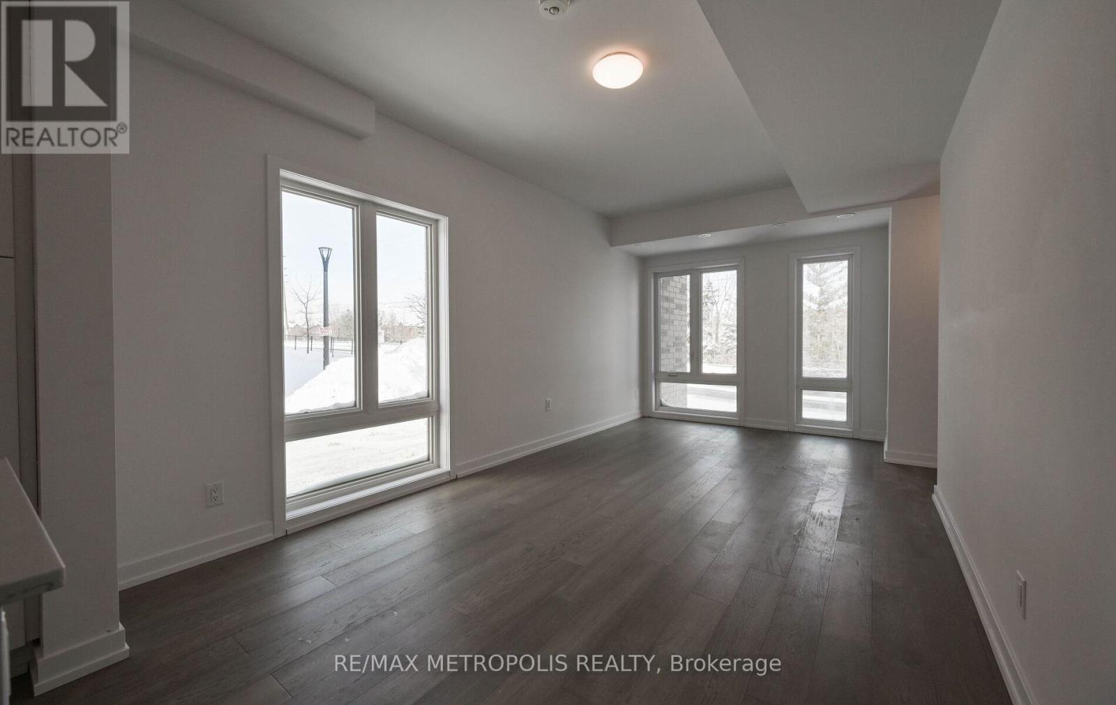 113 - 51 Jefferson Side Road, Richmond Hill, Ontario  L4E 1M1 - Photo 8 - N12884246