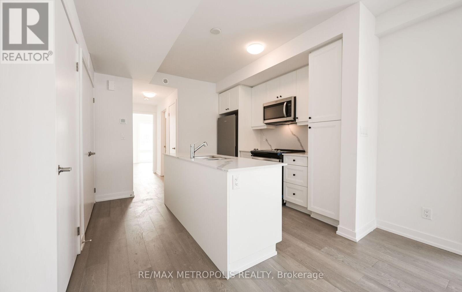 113 - 51 Jefferson Side Road, Richmond Hill, Ontario  L4E 1M1 - Photo 9 - N12884246