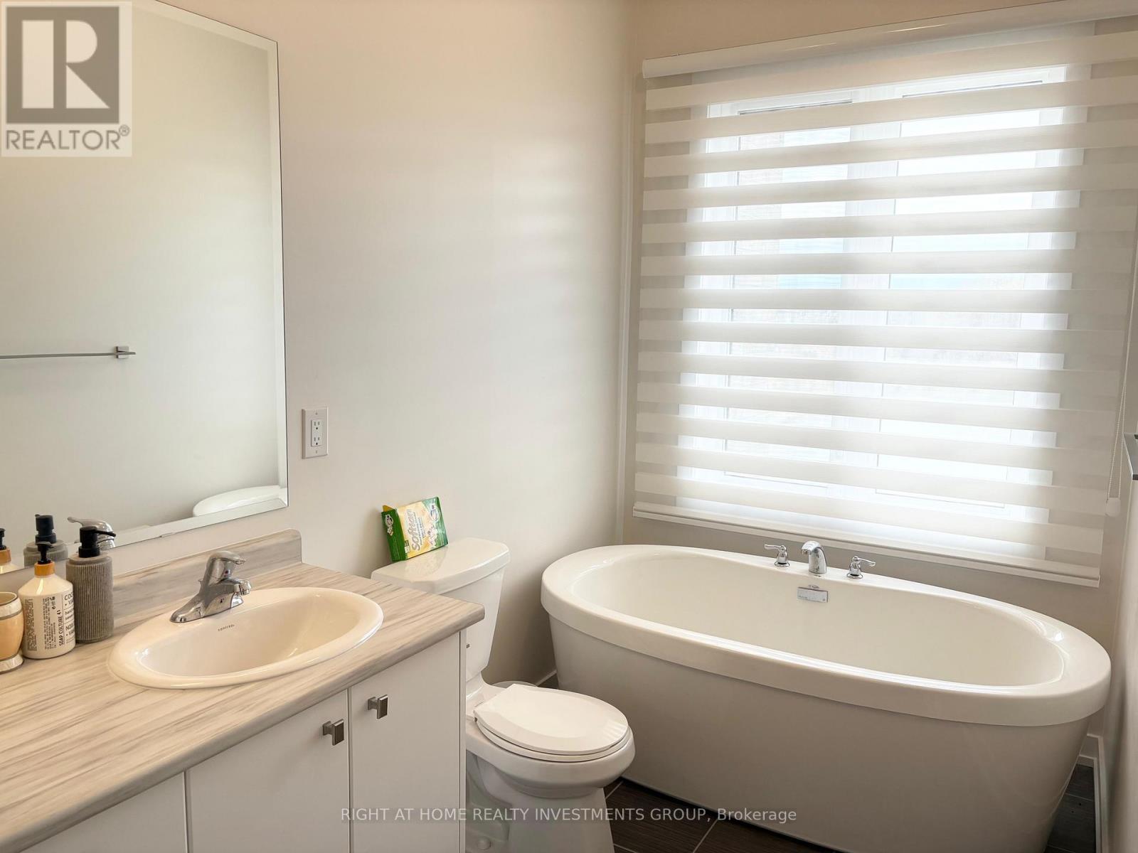 77 Riley Reed Lane, Richmond Hill, Ontario  L4S 0M3 - Photo 11 - N12884280