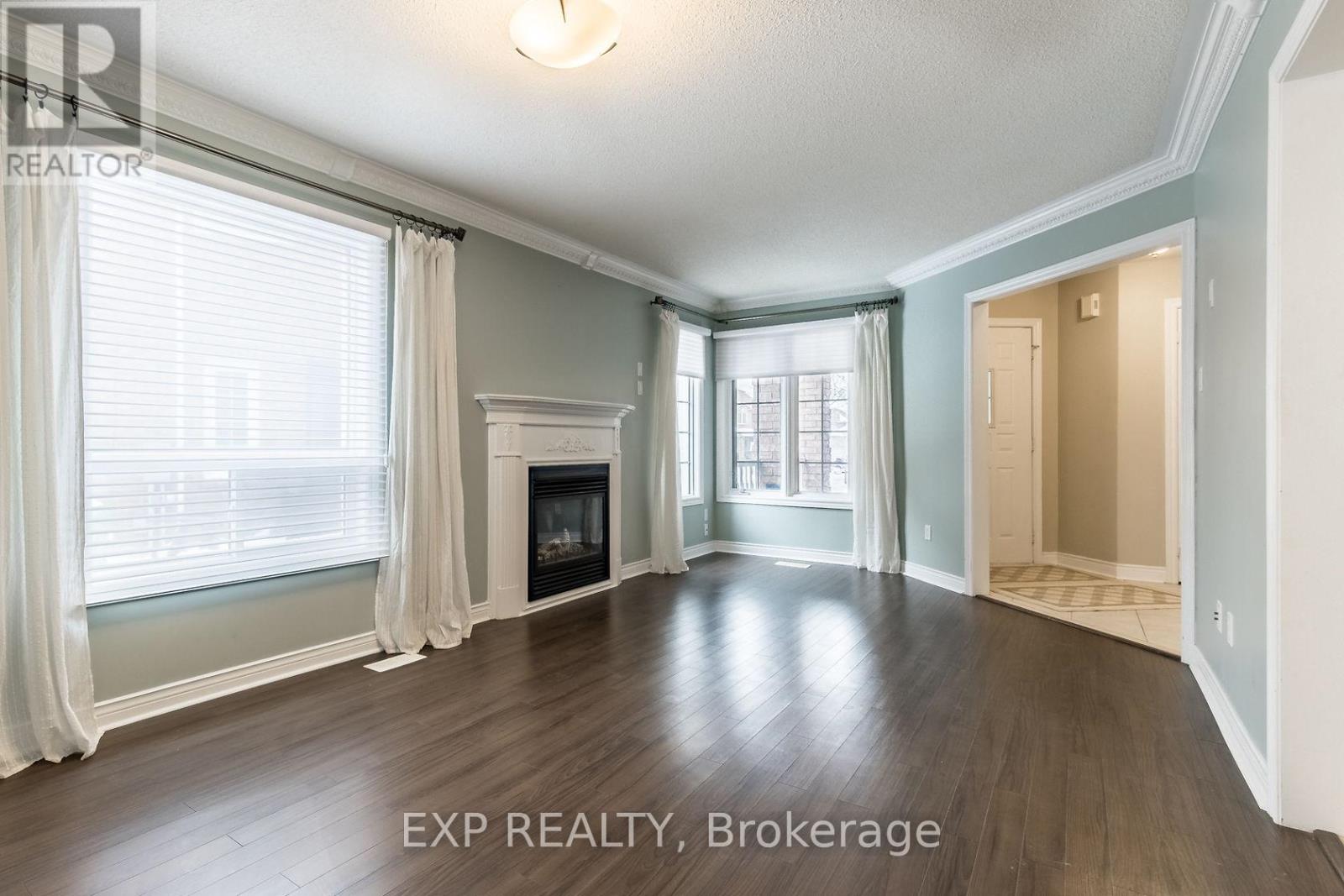 32 Pavin Crescent, Caledon, Ontario  L7E 1W9 - Photo 3 - W12884250