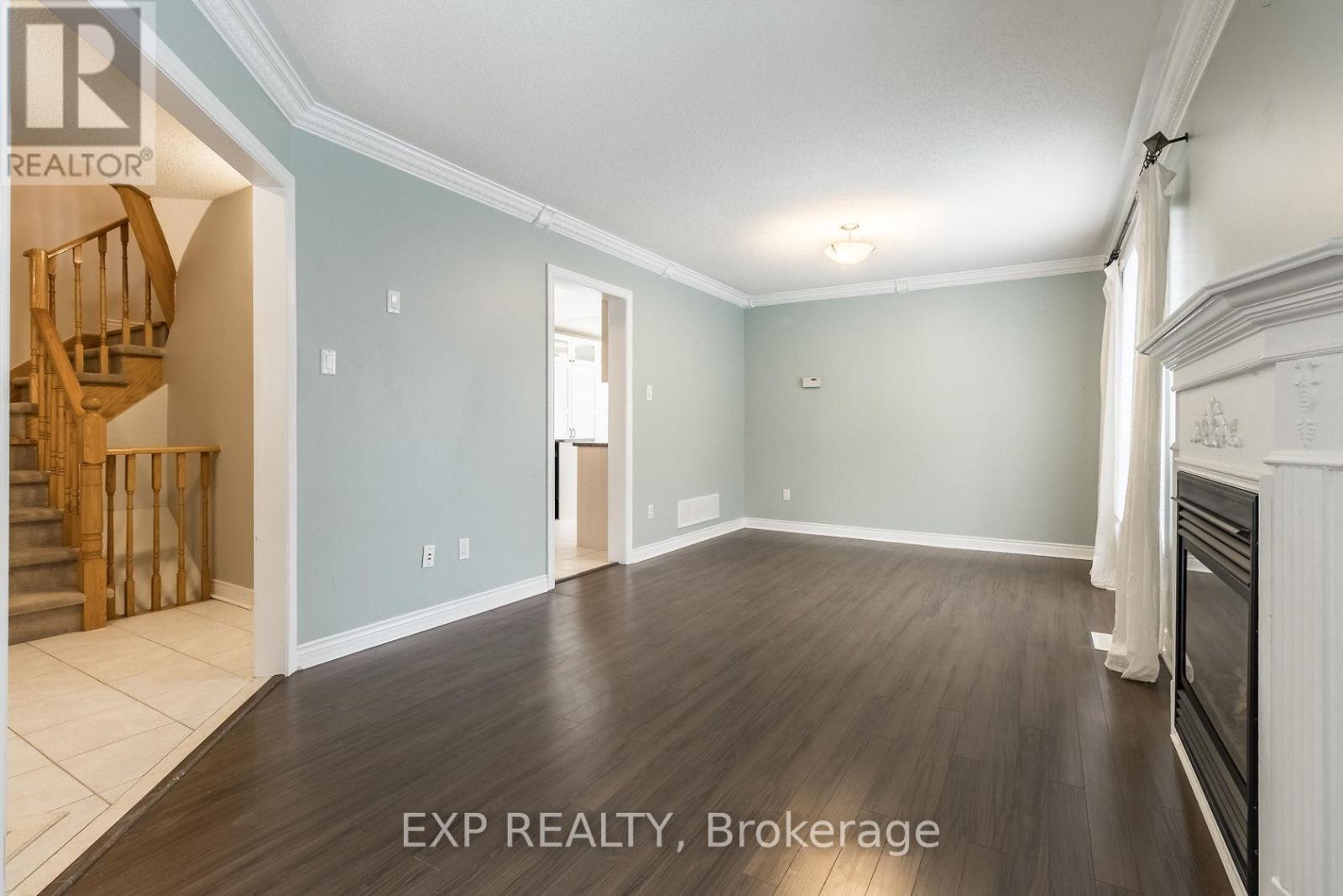 32 Pavin Crescent, Caledon, Ontario  L7E 1W9 - Photo 5 - W12884250