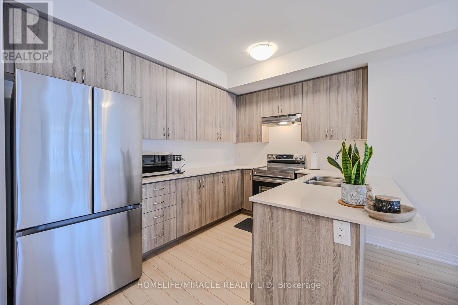 517 - 585 Colborne Street, Brantford, Ontario  N3S 0K4 - Photo 19 - X12884254