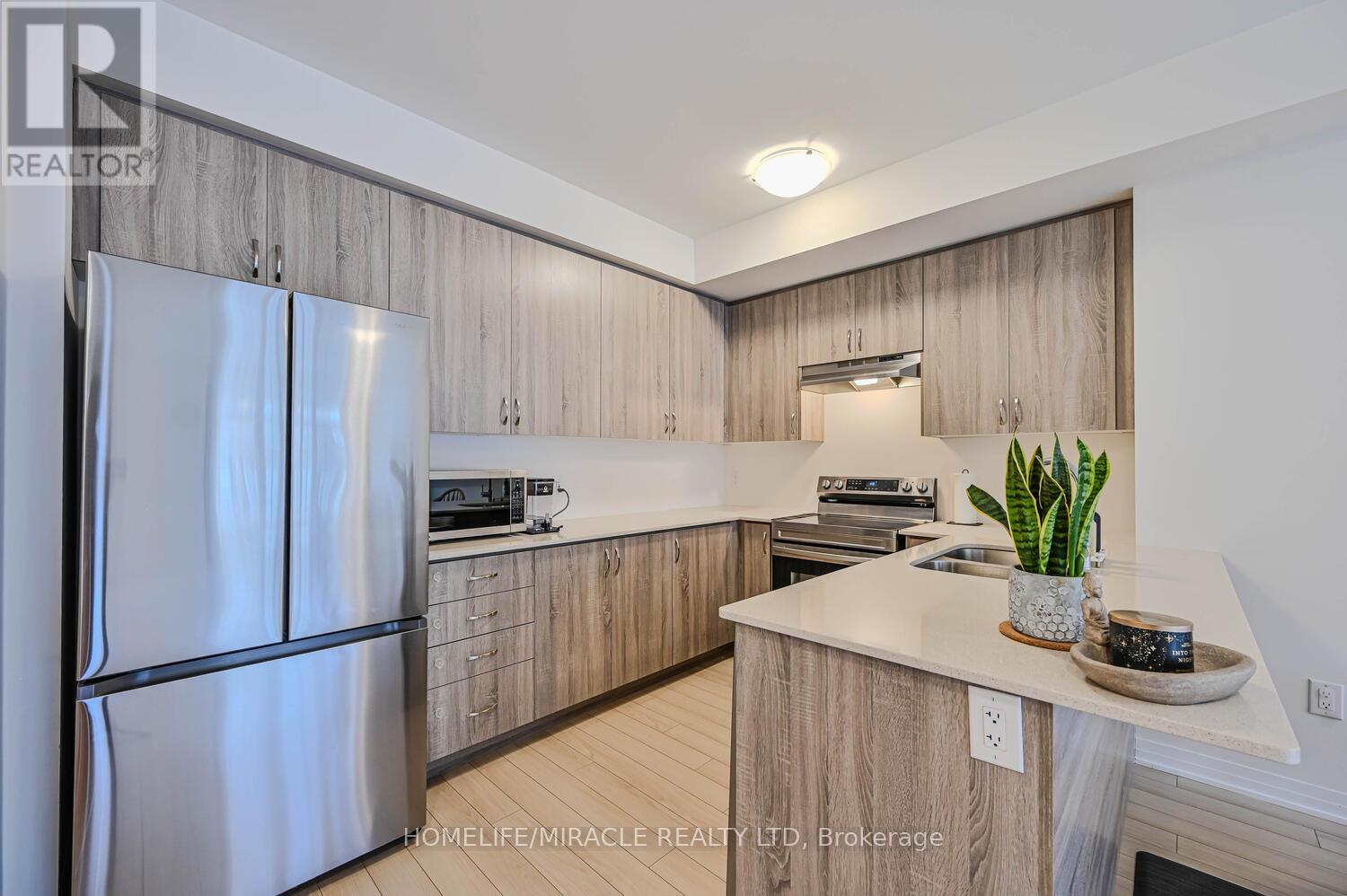 517 - 585 Colborne Street, Brantford, Ontario  N3S 0K4 - Photo 22 - X12884254