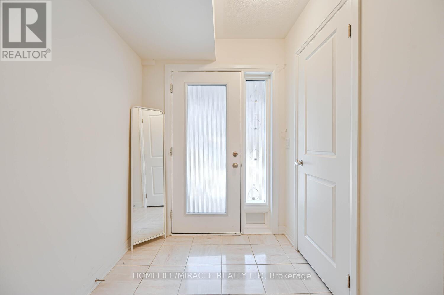 517 - 585 Colborne Street, Brantford, Ontario  N3S 0K4 - Photo 6 - X12884254