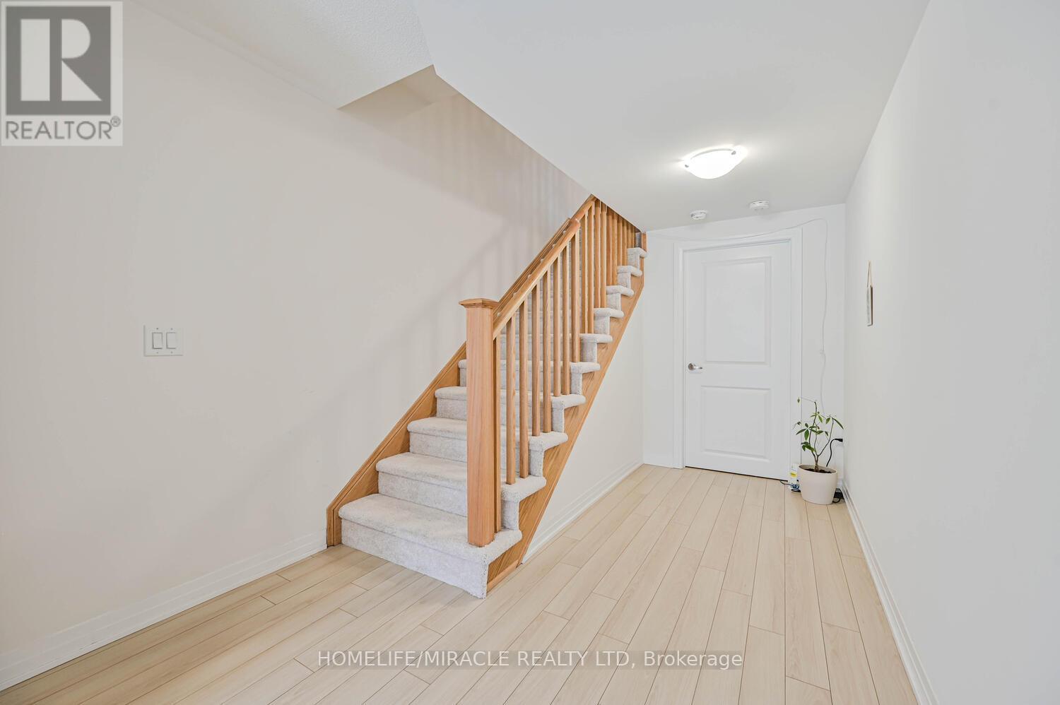 517 - 585 Colborne Street, Brantford, Ontario  N3S 0K4 - Photo 9 - X12884254