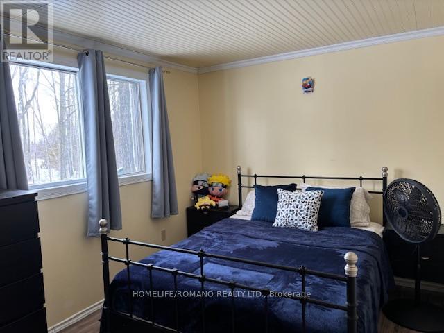 15 Pleasure Street, Kawartha Lakes, Ontario  K0M 1G0 - Photo 32 - X12884276