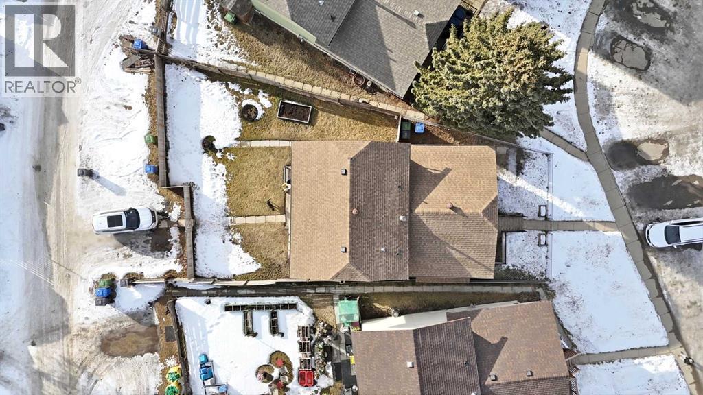 15 Gibson Close, Red Deer, Alberta  T4P 2Z3 - Photo 7 - A2293505