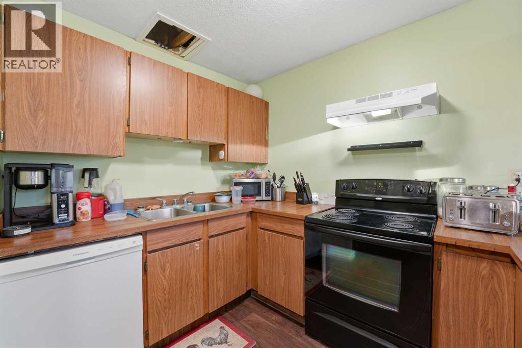 15 Gibson Close, Red Deer, Alberta  T4P 2Z3 - Photo 24 - A2293505