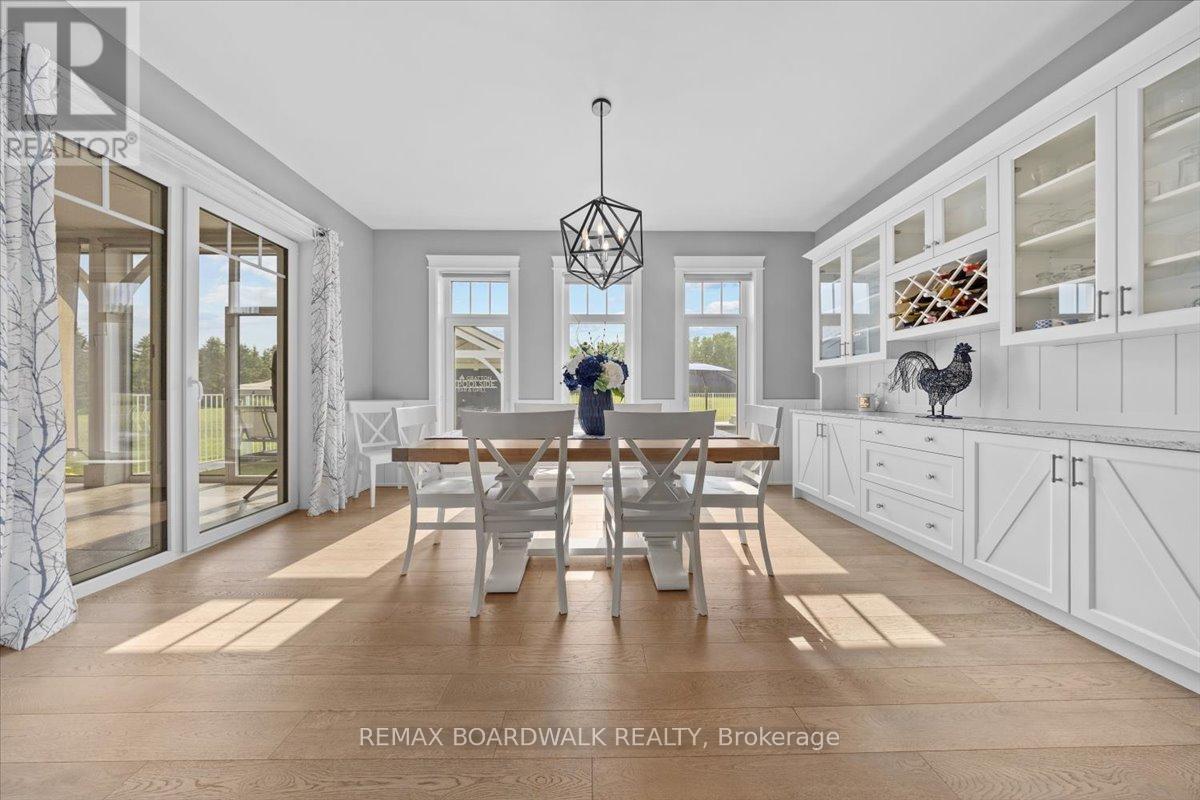 2440 Emmett Road, Ottawa, Ontario  K4C 1S1 - Photo 10 - X12657382