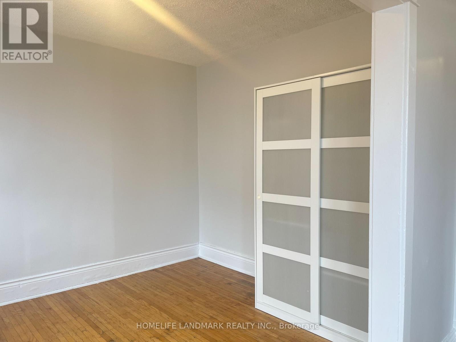 3 - 985 Main Street E, Hamilton, Ontario  L8M 1N3 - Photo 18 - X12884290