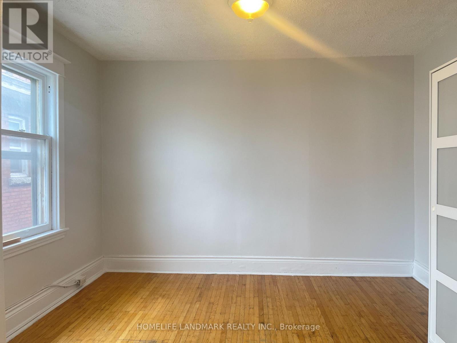 3 - 985 Main Street E, Hamilton, Ontario  L8M 1N3 - Photo 19 - X12884290