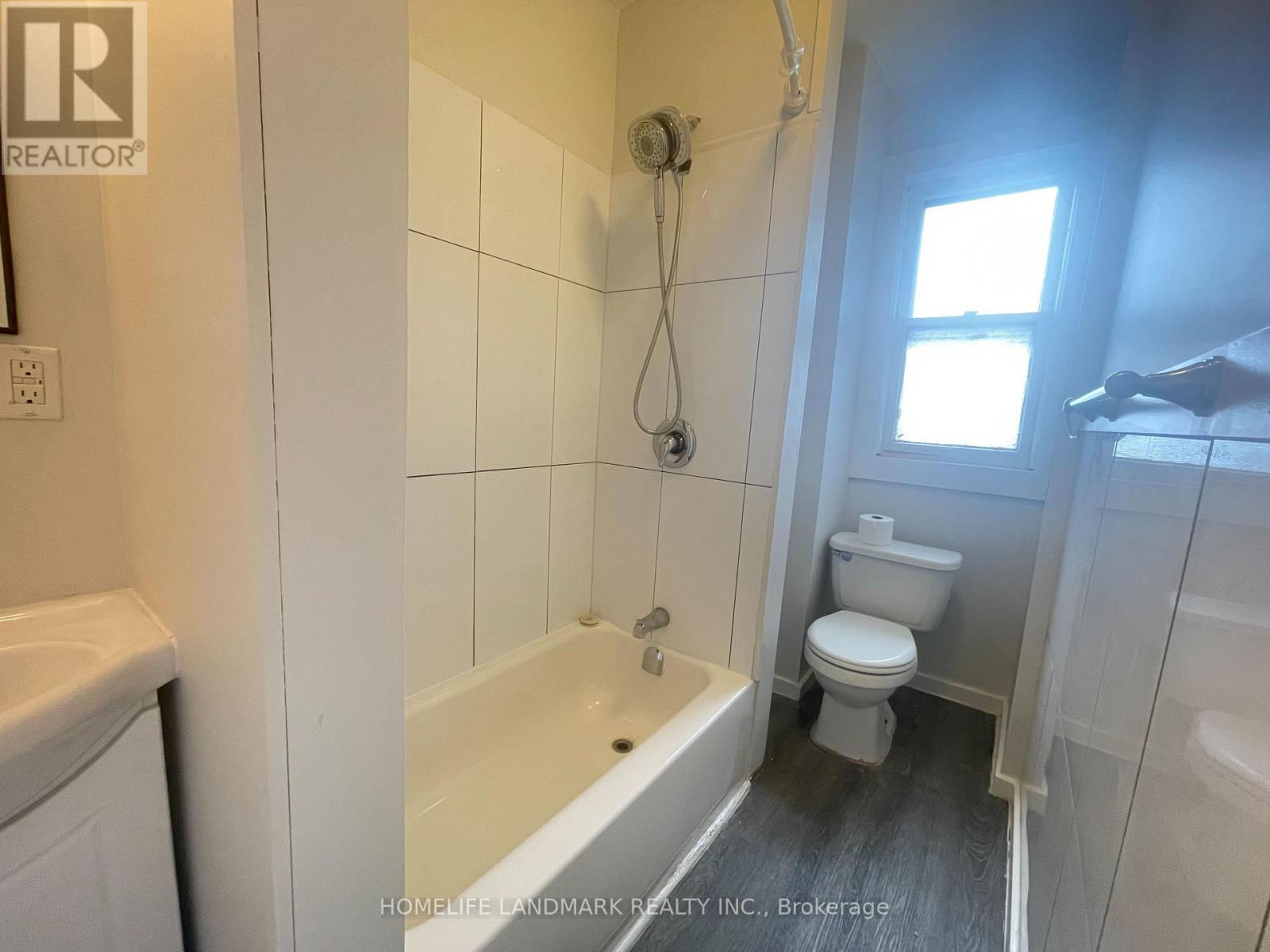 3 - 985 Main Street E, Hamilton, Ontario  L8M 1N3 - Photo 21 - X12884290