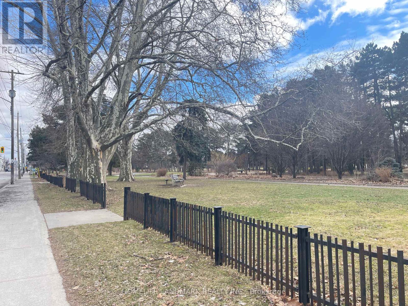 3 - 985 Main Street E, Hamilton, Ontario  L8M 1N3 - Photo 26 - X12884290