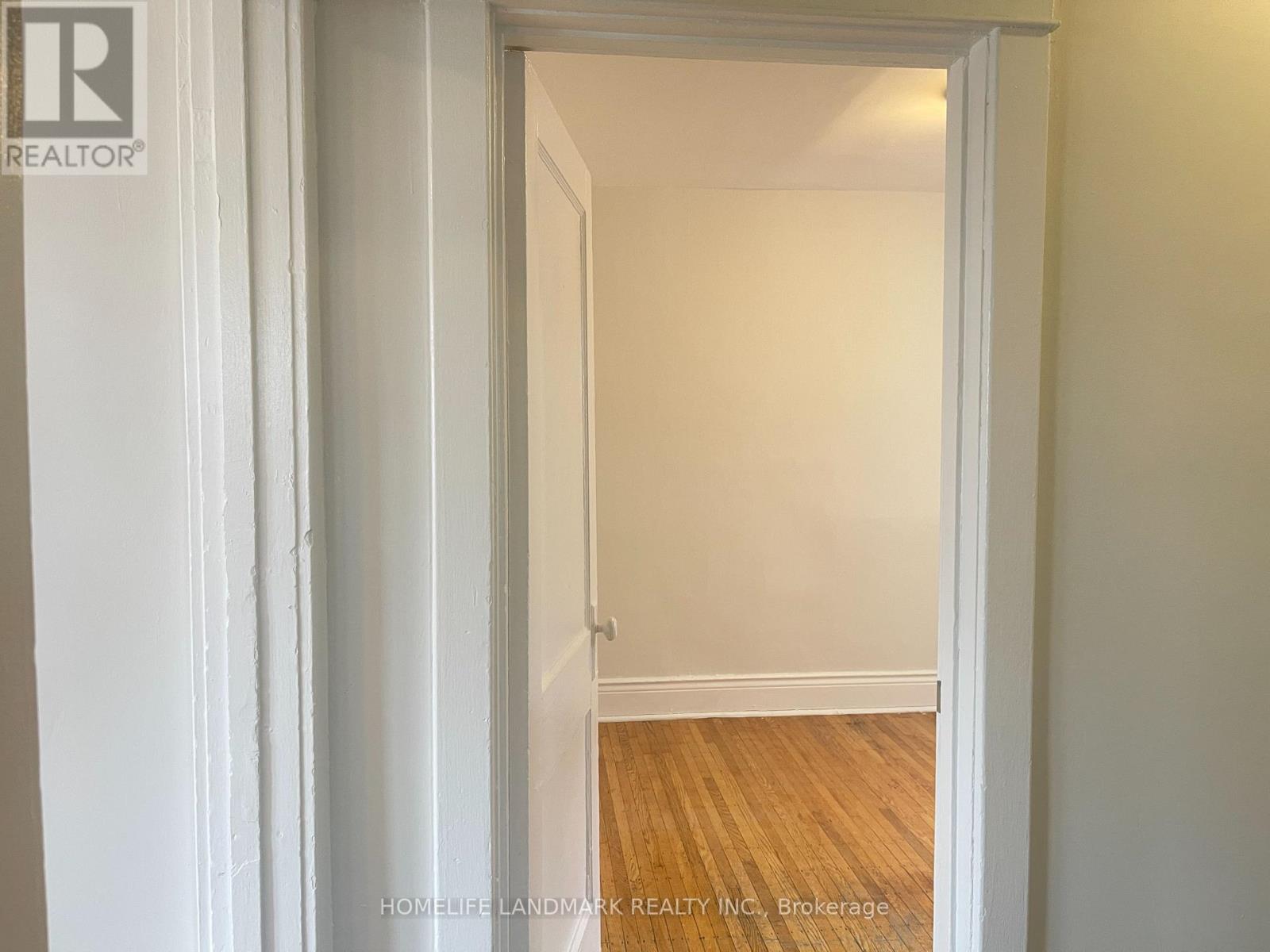 3 - 985 Main Street E, Hamilton, Ontario  L8M 1N3 - Photo 8 - X12884290