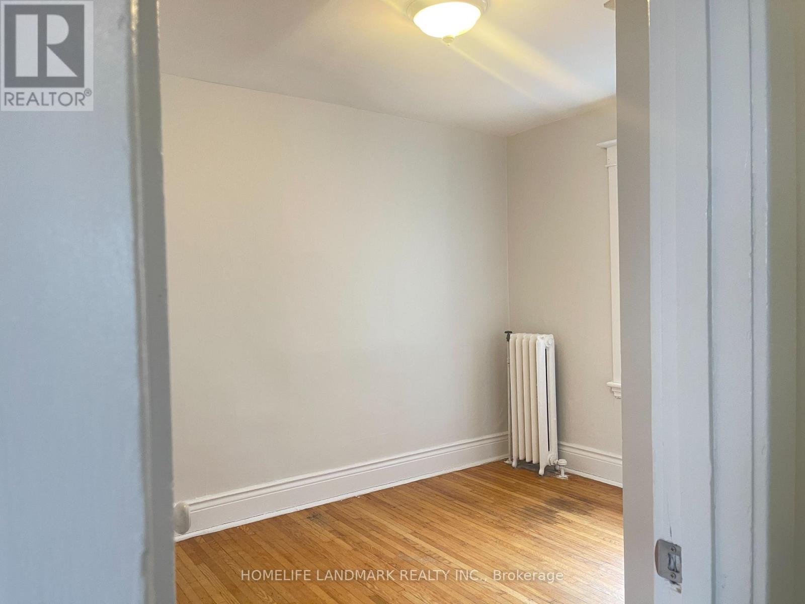 3 - 985 Main Street E, Hamilton, Ontario  L8M 1N3 - Photo 9 - X12884290