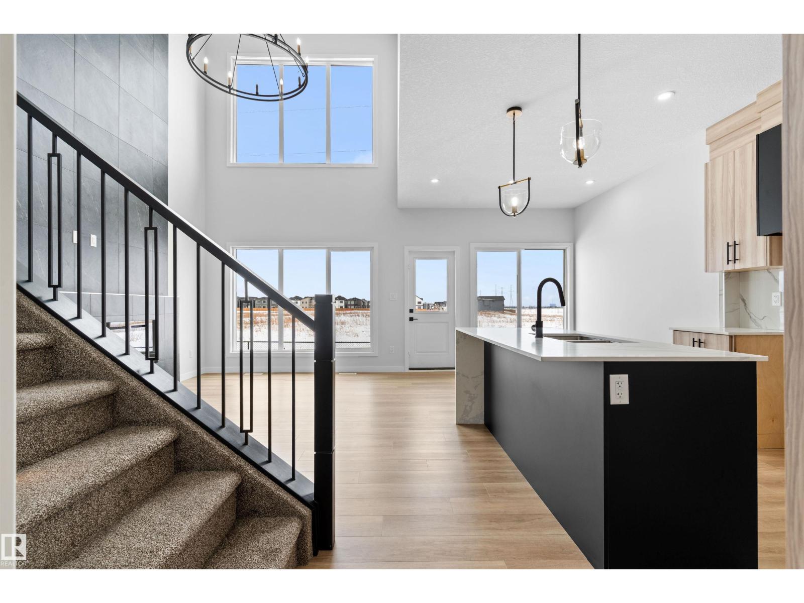 116 25 ST SW, edmonton, Alberta