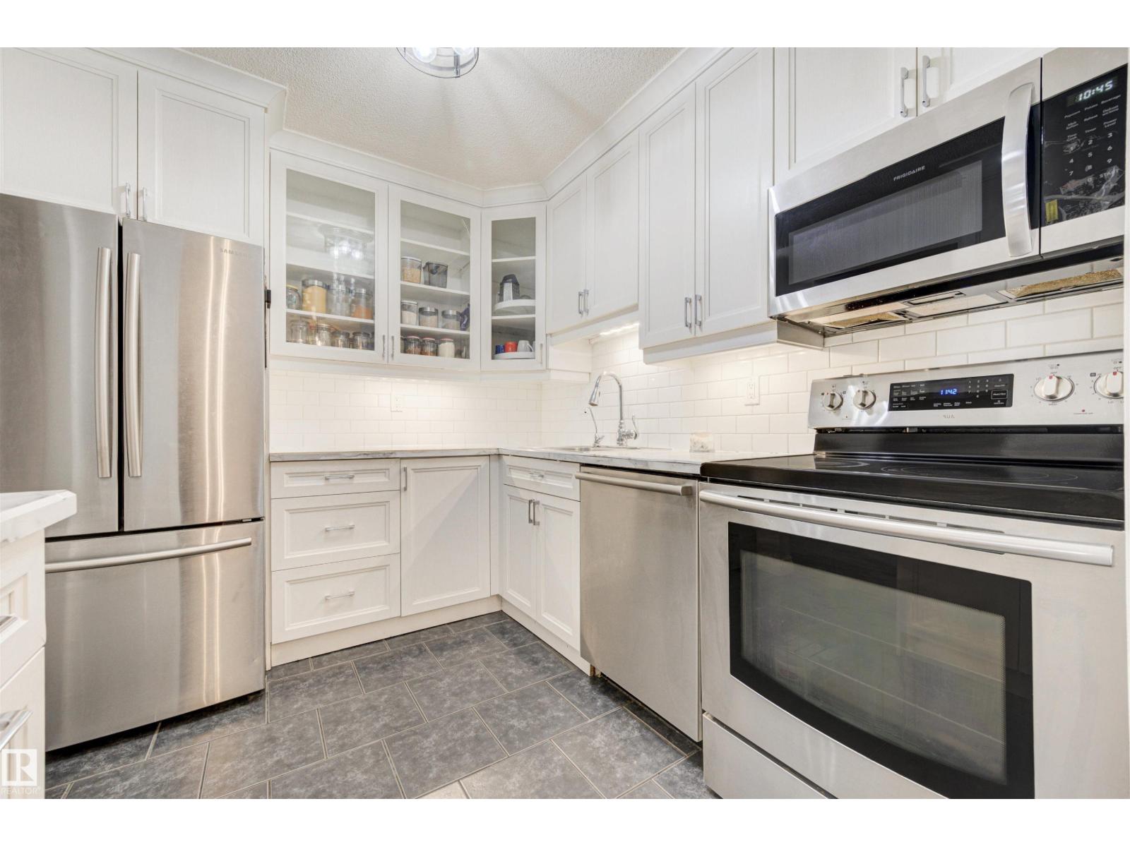 #104 316 Woodbridge WY, sherwood park, Alberta