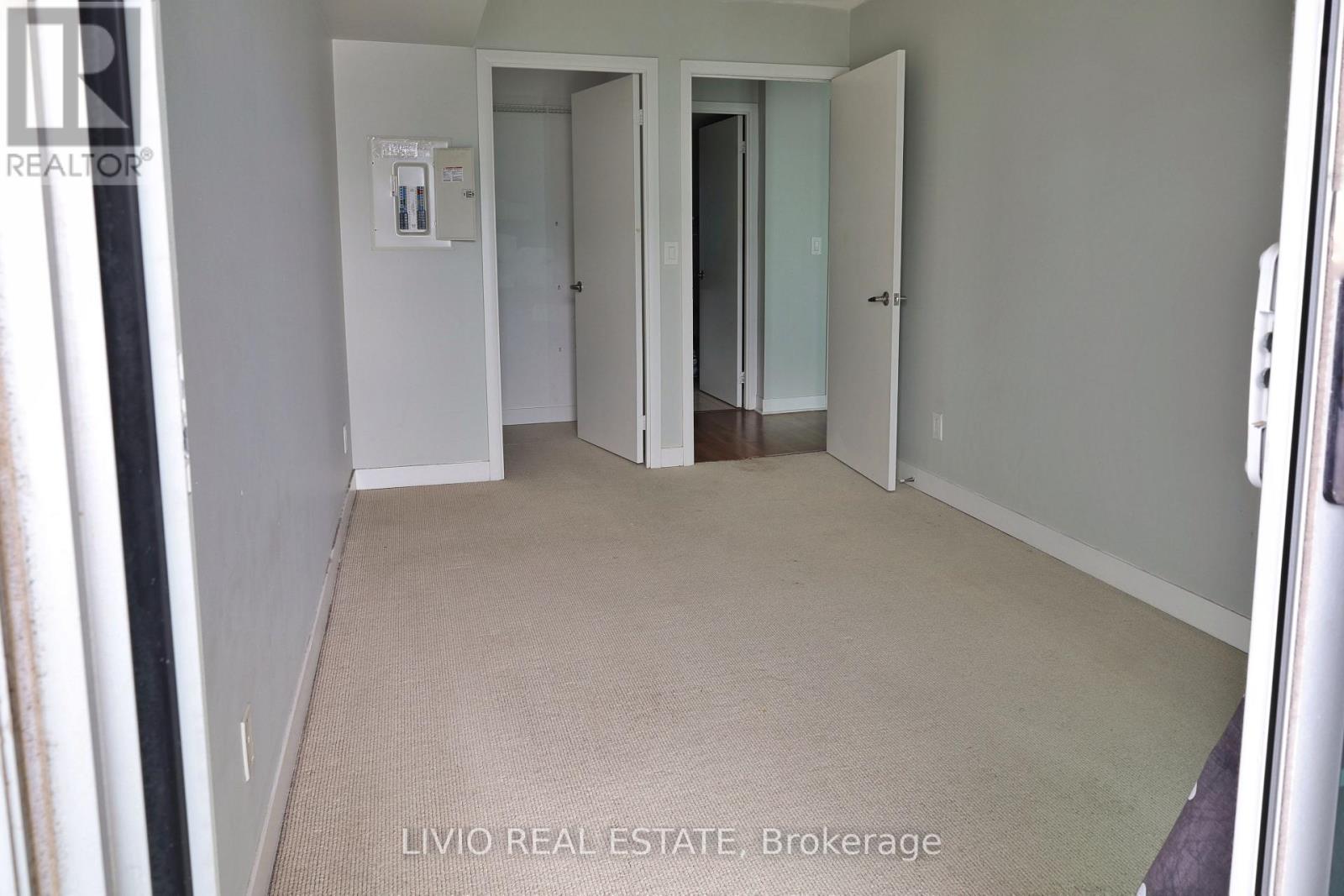 2101 - 155 Legion Road N, Toronto, Ontario  M8Y 0A7 - Photo 10 - W12841158