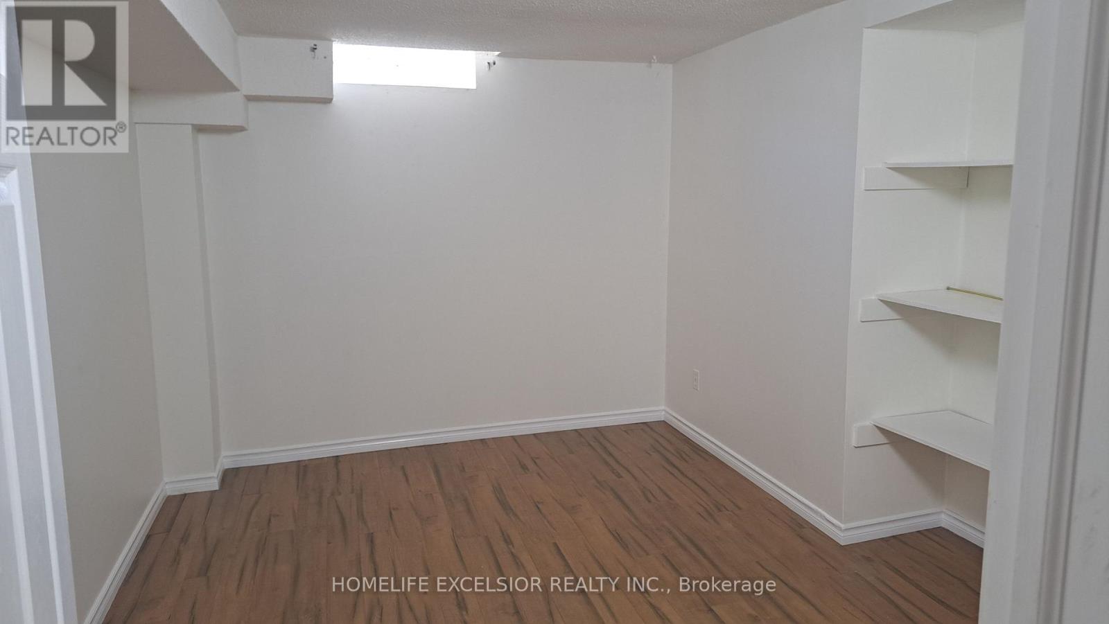 8 Sherringham St Drive, Brampton, Ontario  L6Z 2P5 - Photo 3 - W12872956