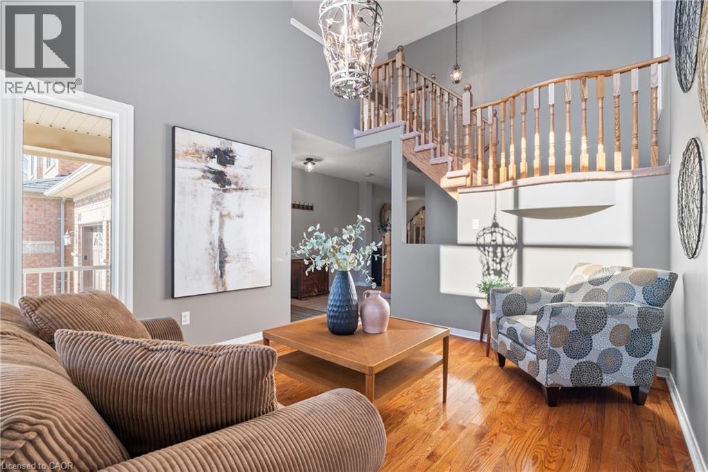 5417 Blue Spruce Avenue, Burlington, Ontario  L7L 7C5 - Photo 5 - 40810491