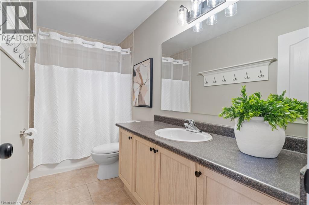 5417 Blue Spruce Avenue, Burlington, Ontario  L7L 7C5 - Photo 31 - 40810491