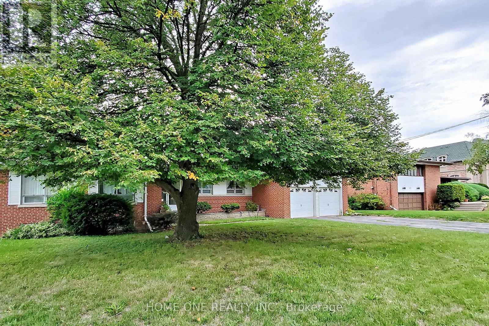 26 Harrison Road, Toronto, Ontario  M2L 1V4 - Photo 4 - C12884300