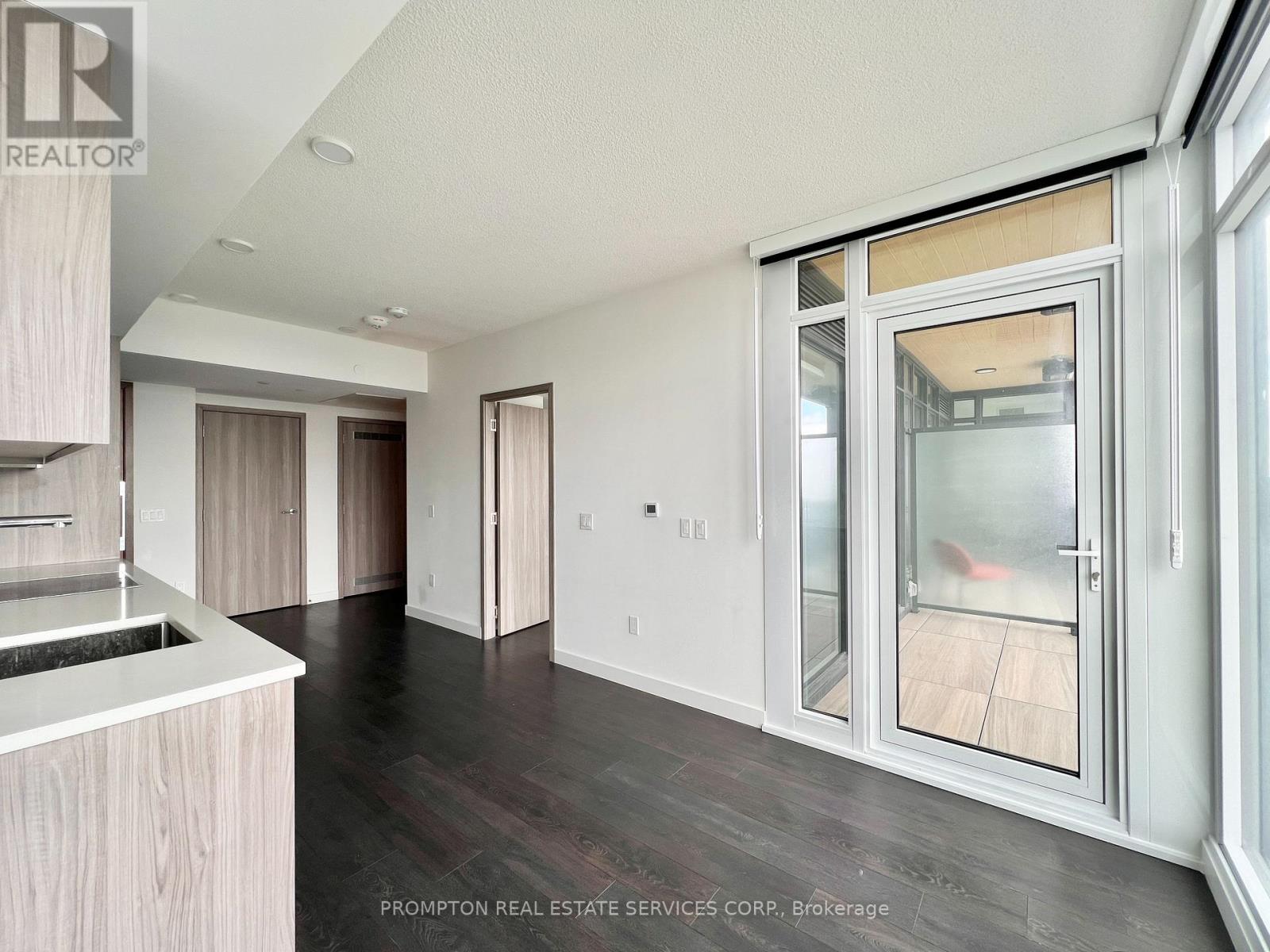 4501 - 1 Concord Cityplace Way, Toronto, Ontario  M5V 0X3 - Photo 13 - C12884312