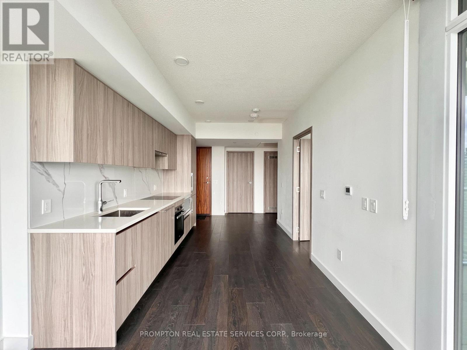 4501 - 1 Concord Cityplace Way, Toronto, Ontario  M5V 0X3 - Photo 14 - C12884312