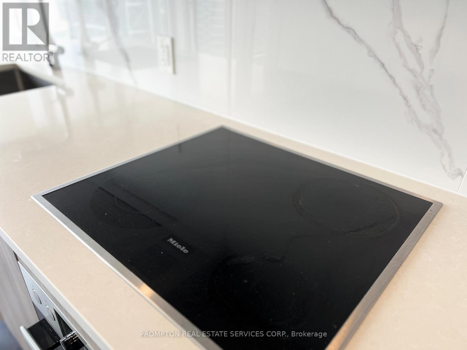 4501 - 1 Concord Cityplace Way, Toronto, Ontario  M5V 0X3 - Photo 16 - C12884312