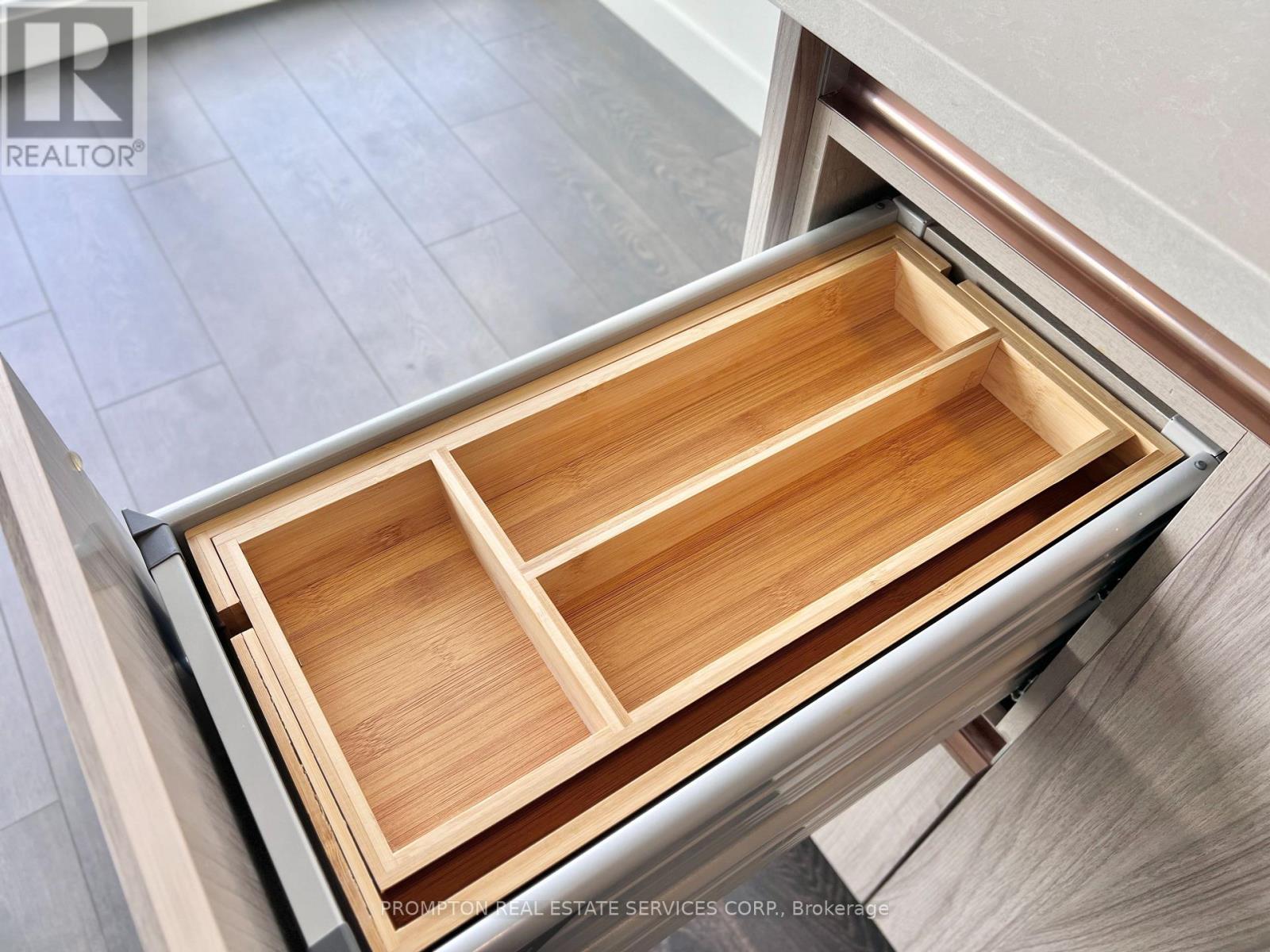 4501 - 1 Concord Cityplace Way, Toronto, Ontario  M5V 0X3 - Photo 17 - C12884312