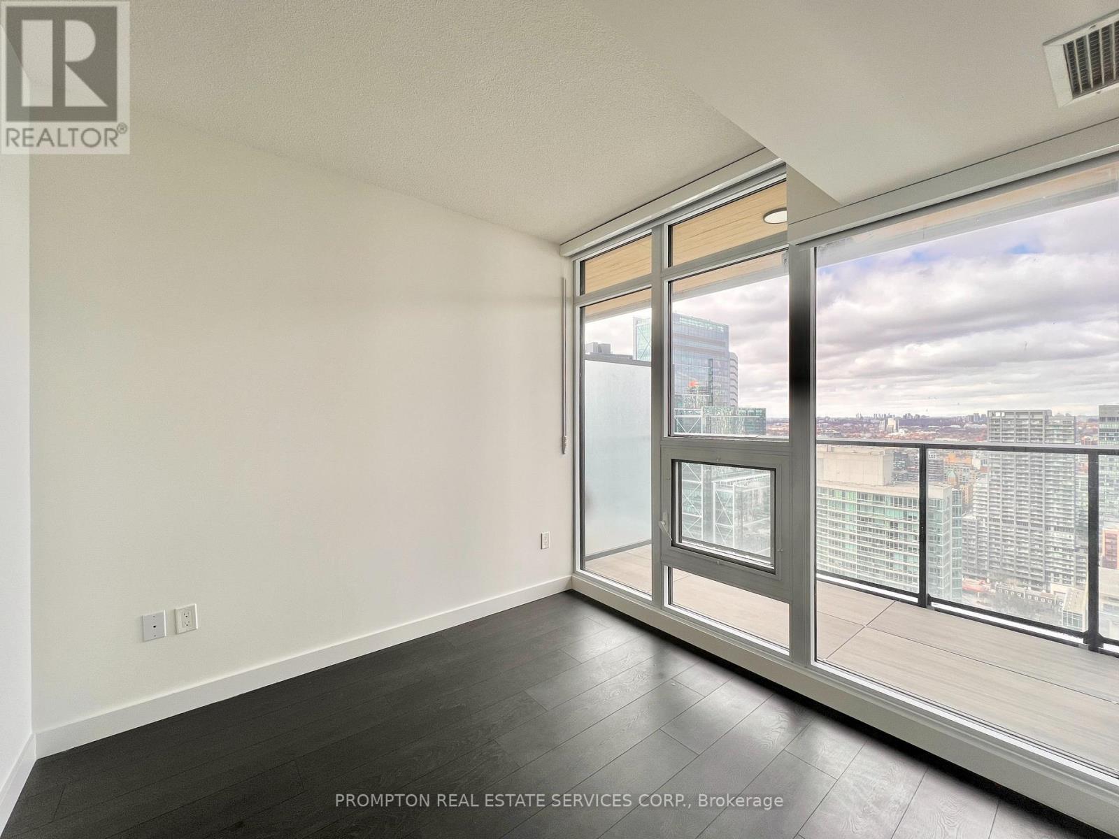 4501 - 1 Concord Cityplace Way, Toronto, Ontario  M5V 0X3 - Photo 19 - C12884312