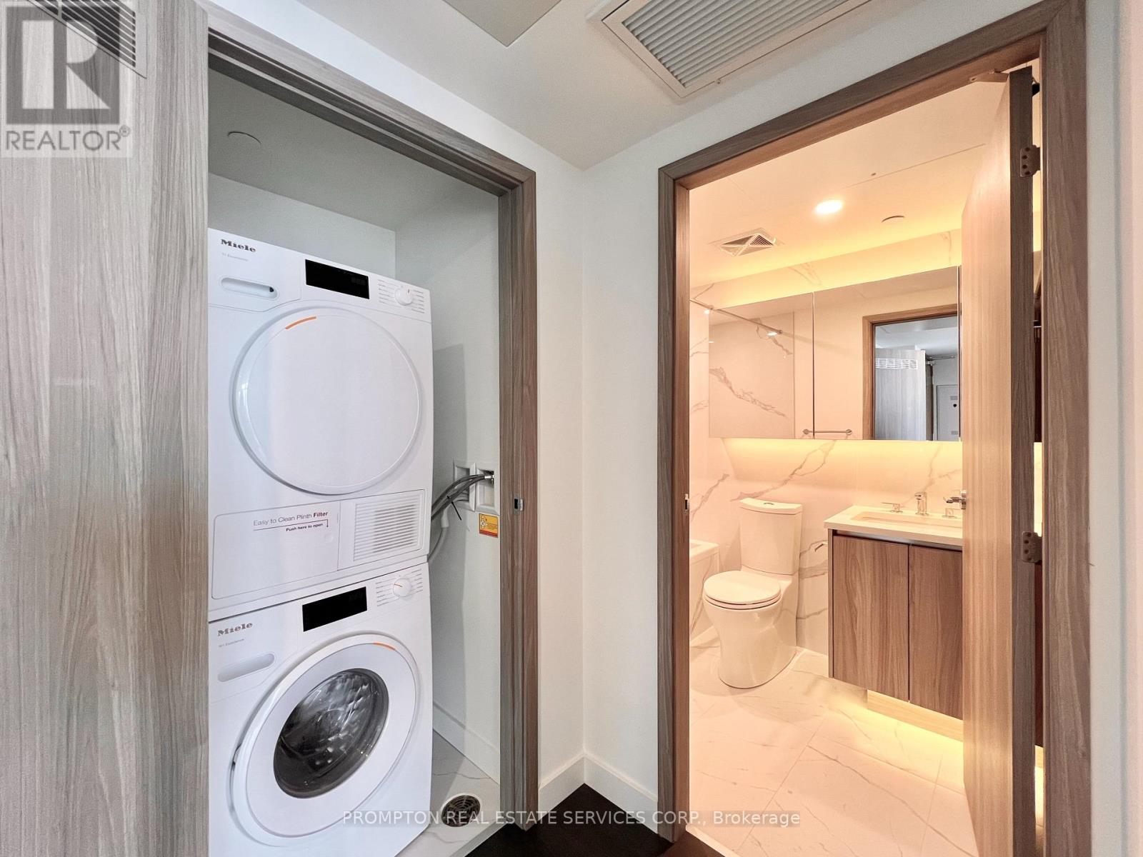 4501 - 1 Concord Cityplace Way, Toronto, Ontario  M5V 0X3 - Photo 27 - C12884312