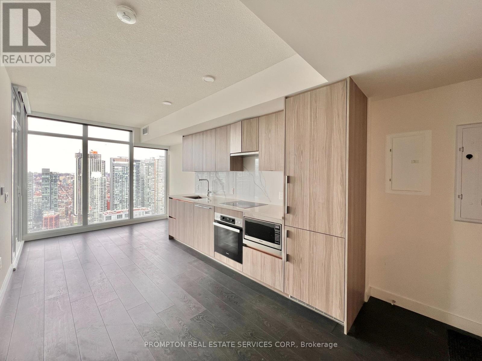 4501 - 1 Concord Cityplace Way, Toronto, Ontario  M5V 0X3 - Photo 30 - C12884312