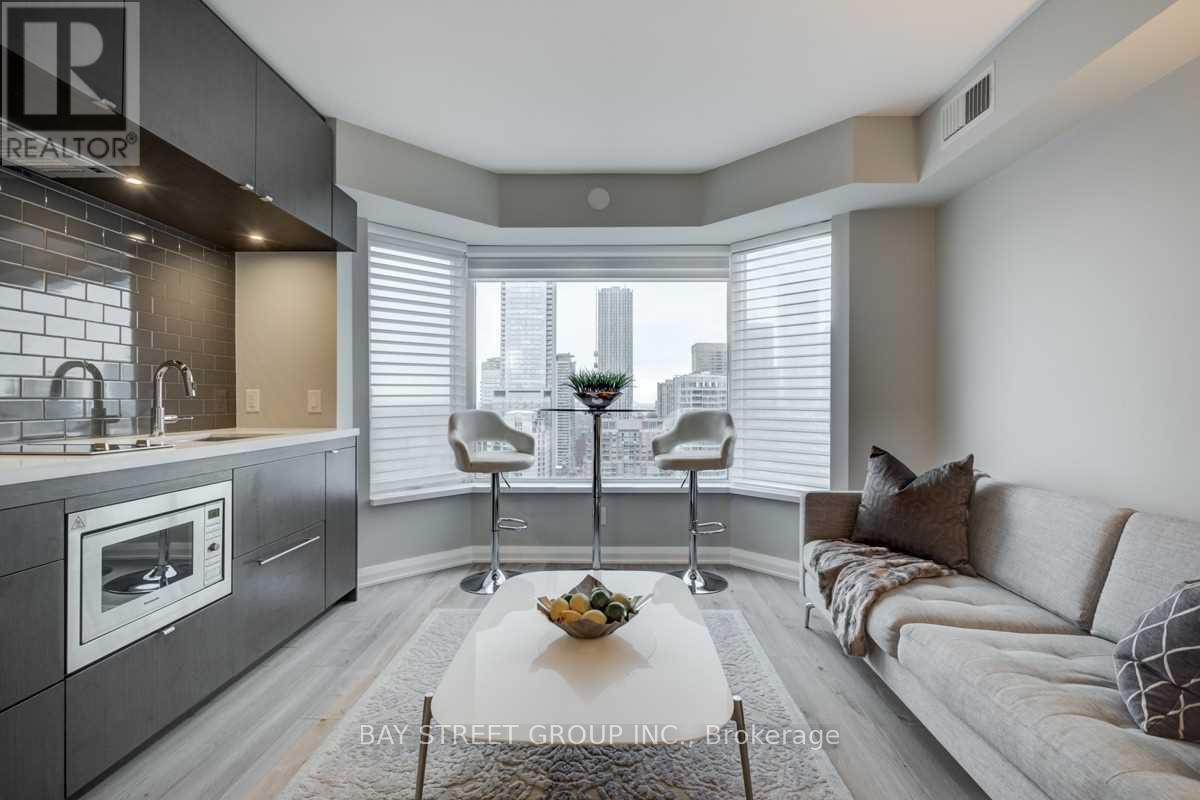 1905 - 155 Yorkville Avenue, Toronto, Ontario  M5R 1C4 - Photo 6 - C12884334