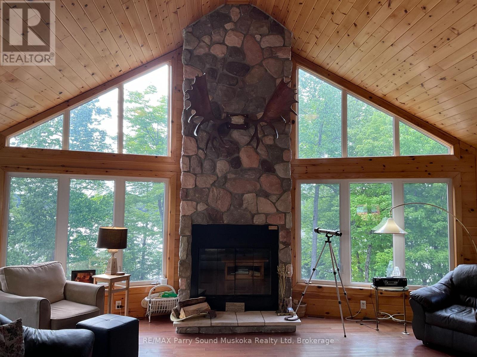 1990 North Road, Parry Sound Remote Area, Ontario  P0H 1S0 - Photo 17 - X12884310