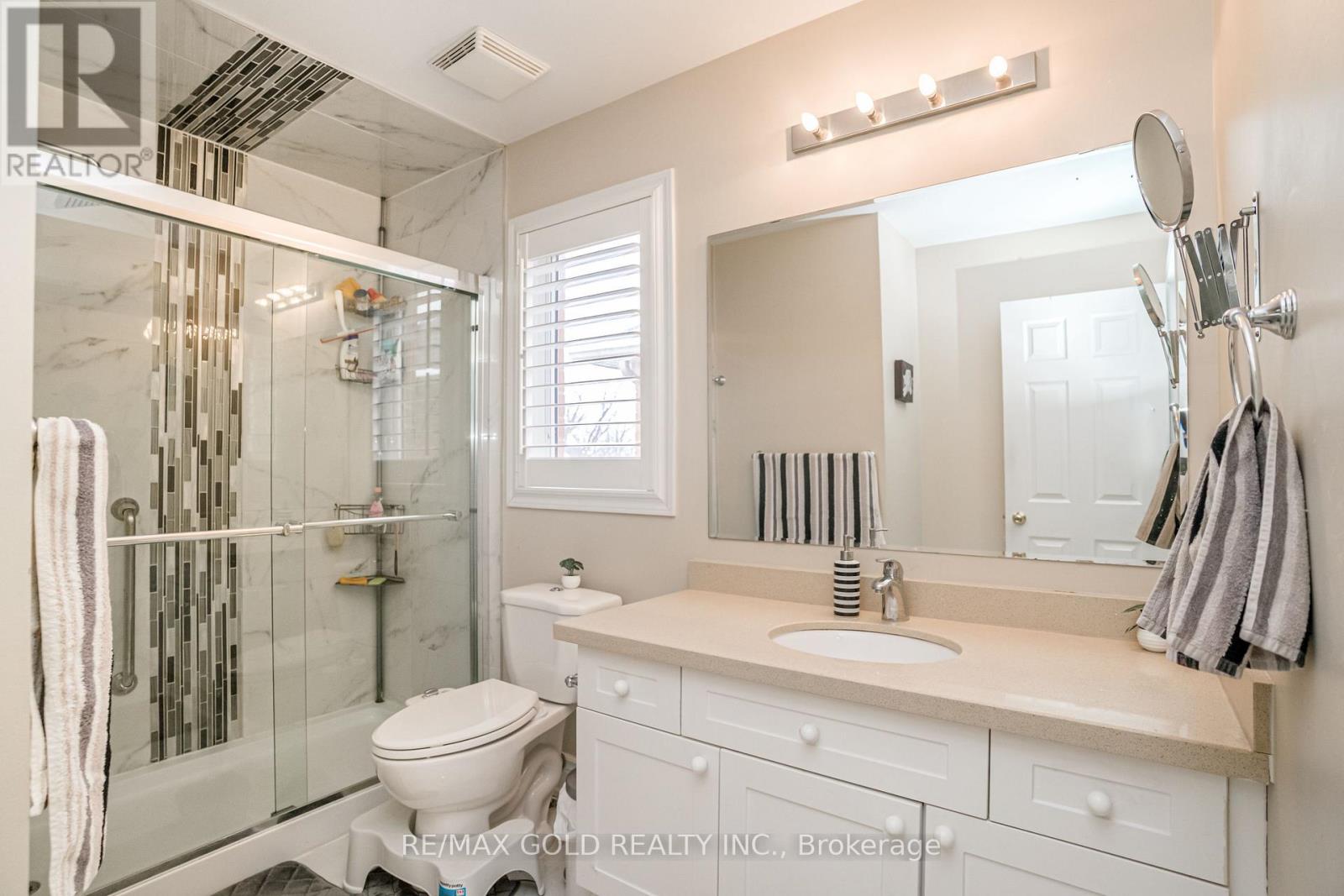 7 Bettey Road, Brampton, Ontario  L6P 1S9 - Photo 33 - W12783344