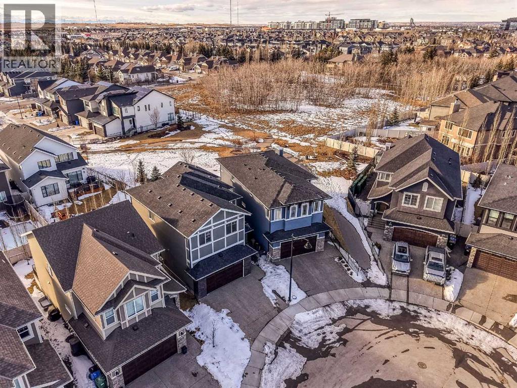 27 West Grove Place Sw, Calgary, Alberta  T3H 1Z4 - Photo 4 - A2292466