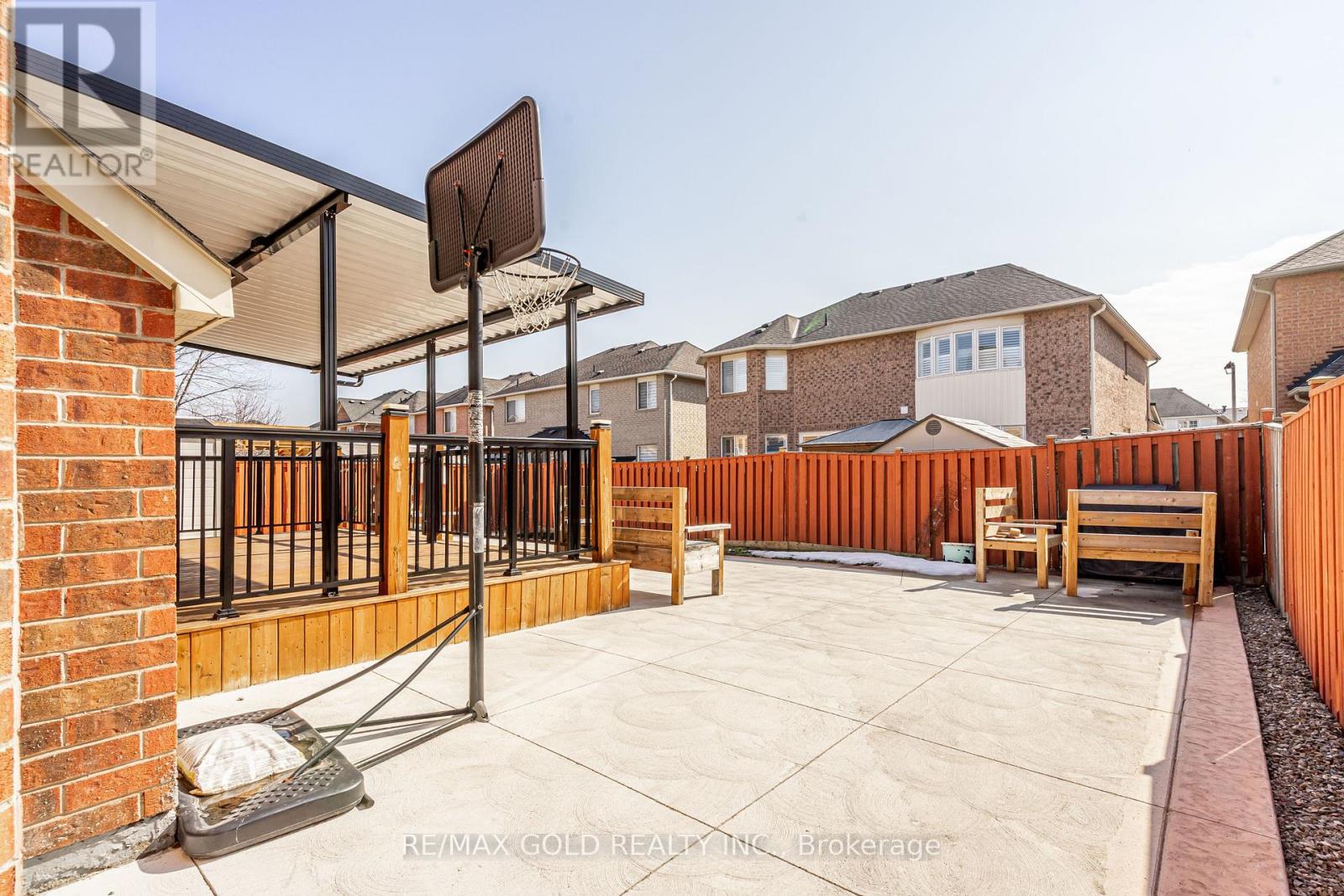 7 Bettey Road, Brampton, Ontario  L6P 1S9 - Photo 47 - W12783344