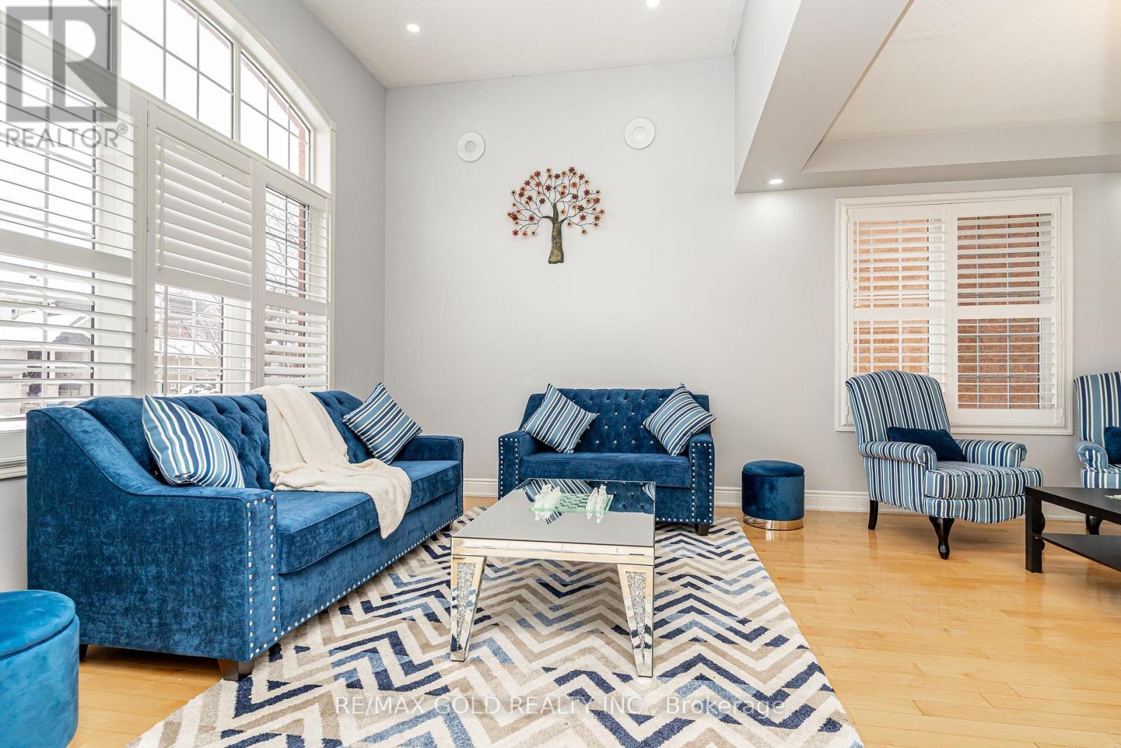 7 Bettey Road, Brampton, Ontario  L6P 1S9 - Photo 6 - W12783344