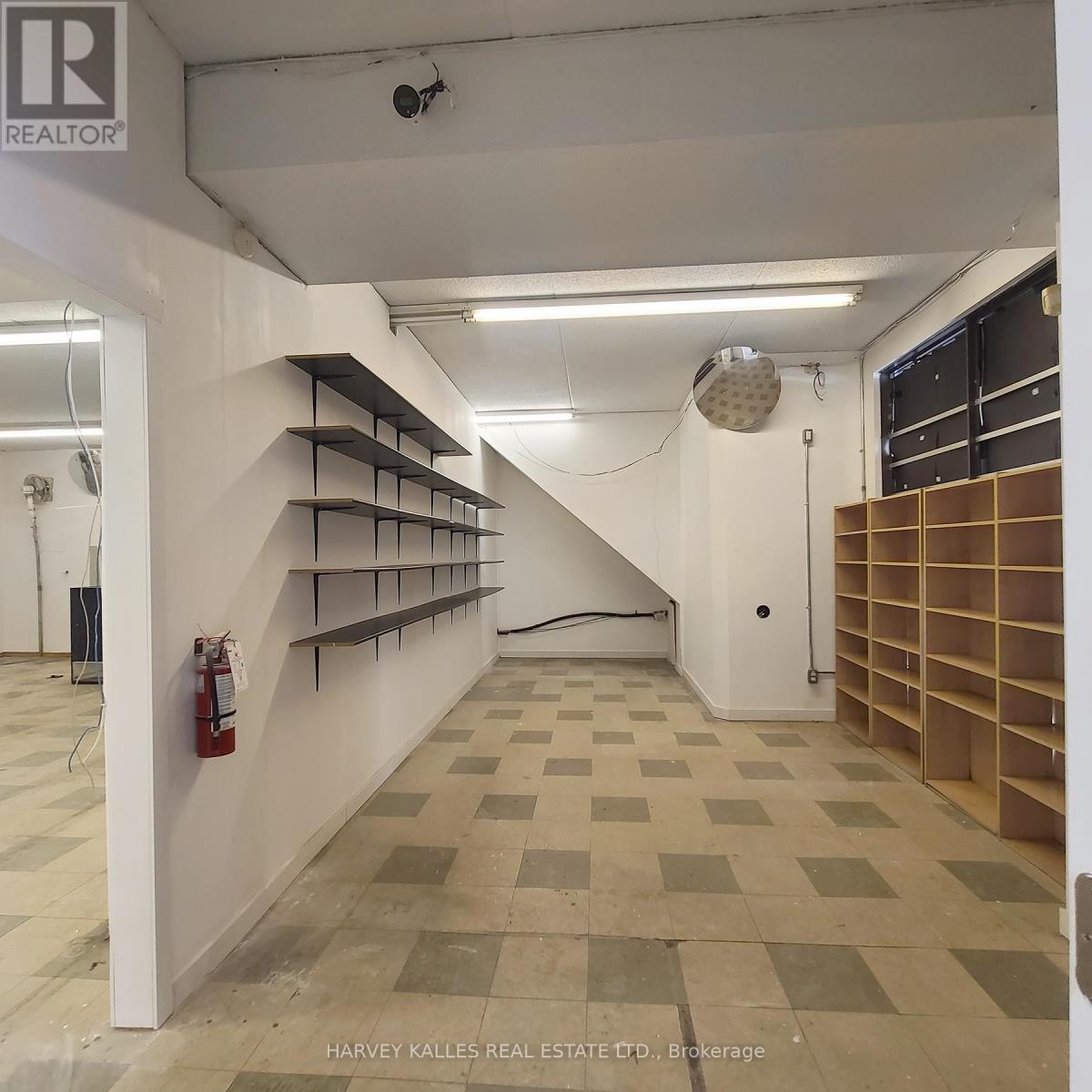 3829 Lake Shore Boulevard W, Toronto, Ontario  M8W 1R3 - Photo 3 - W12871342