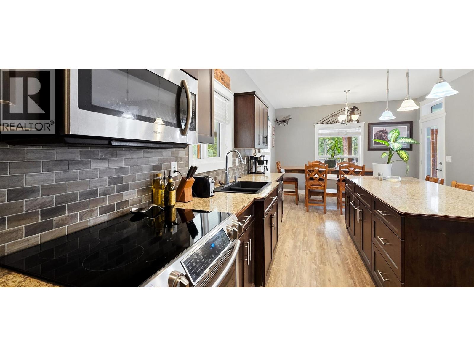 2910 Christian Valley Road, Westbridge, British Columbia  V0H 1Y0 - Photo 10 - 10379374