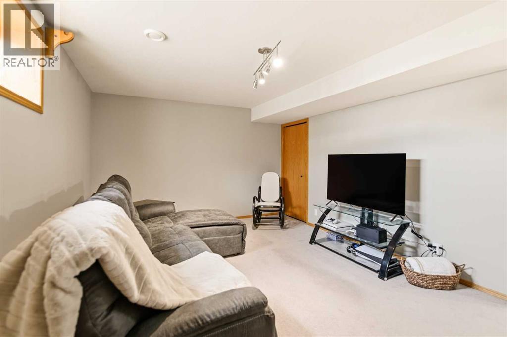 71 Kind Close, Red Deer, Alberta  T4P 0A6 - Photo 32 - A2291875